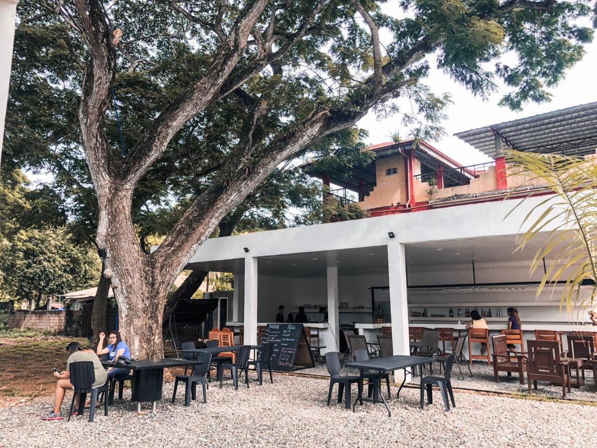 Alesseo Hostel Tiniguiban المظهر الخارجي الصورة