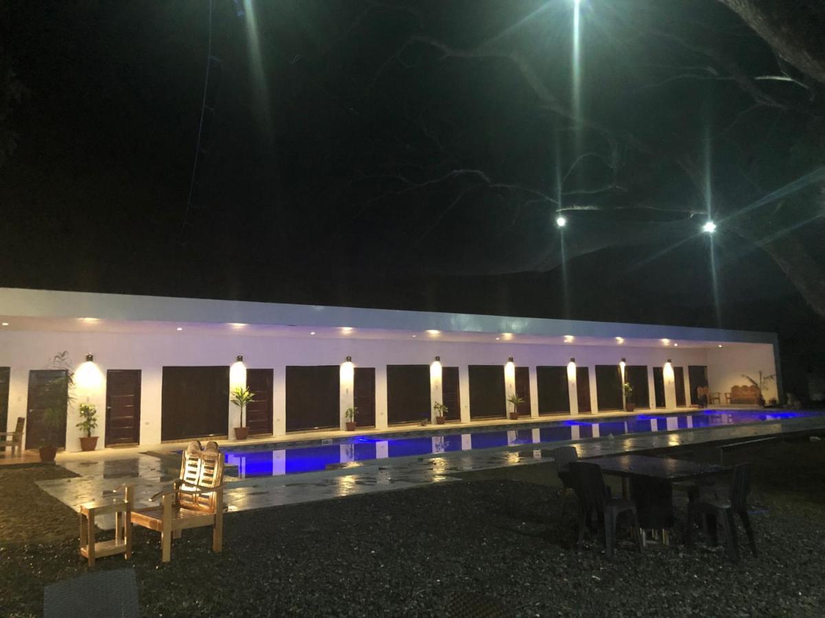 Alesseo Hostel Tiniguiban المظهر الخارجي الصورة