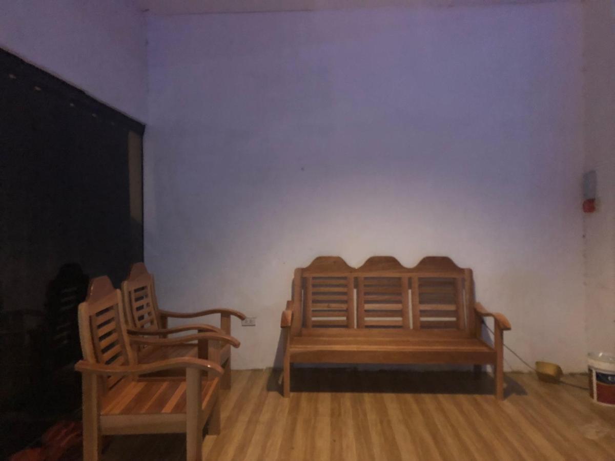 Alesseo Hostel Tiniguiban المظهر الخارجي الصورة
