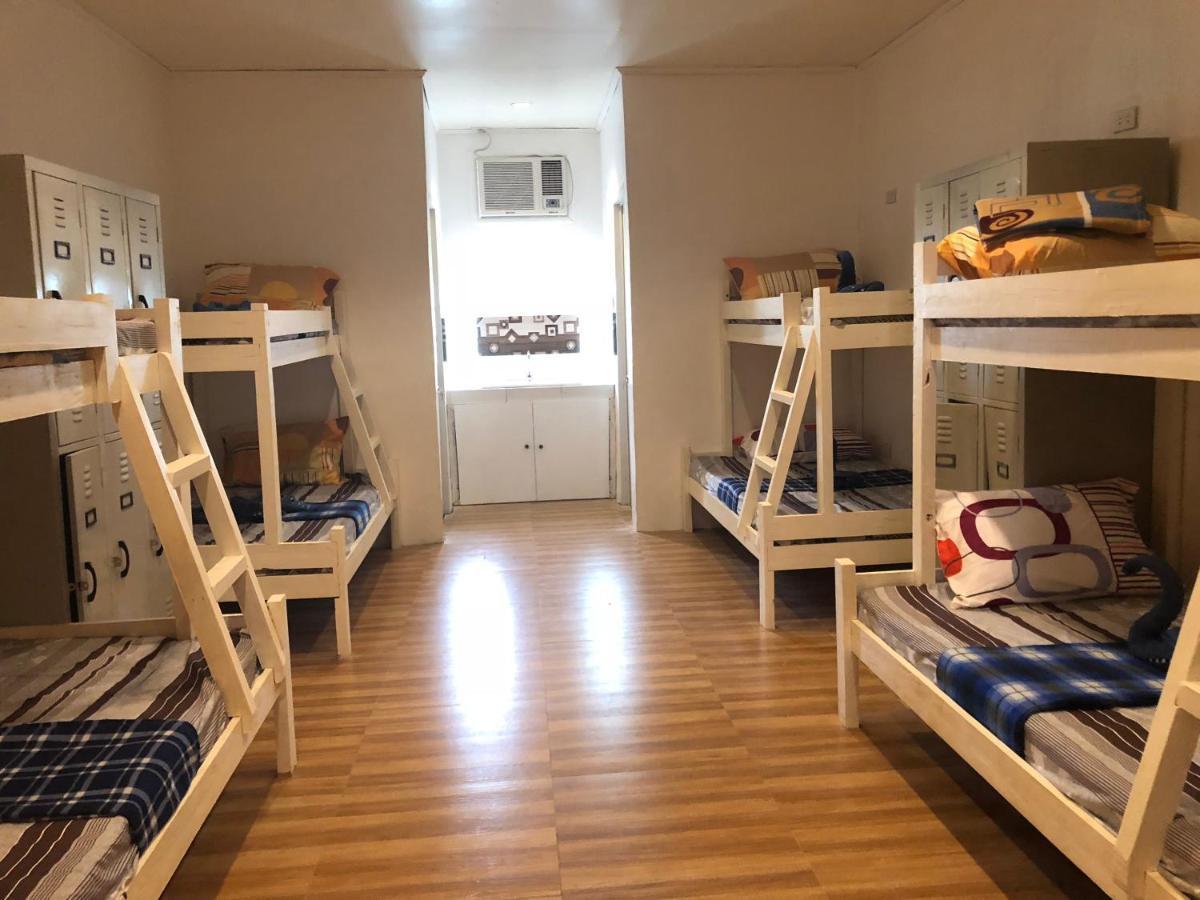 Alesseo Hostel Tiniguiban المظهر الخارجي الصورة